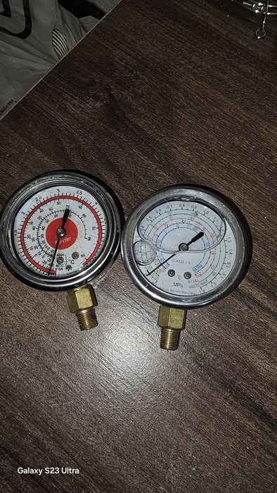 Manometre cu glicerina