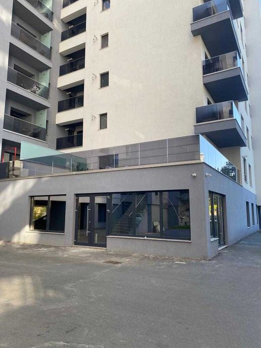 De inchiriat/vanzare spatiu comercial (180 mp)Tineretului (Delta City)