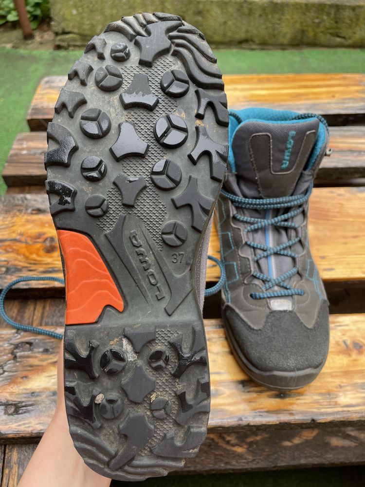 Детски туристически обувки Lowa GORE-TEX 37-ми номер
