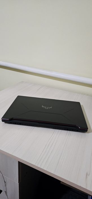Игровой ноутбук Asus