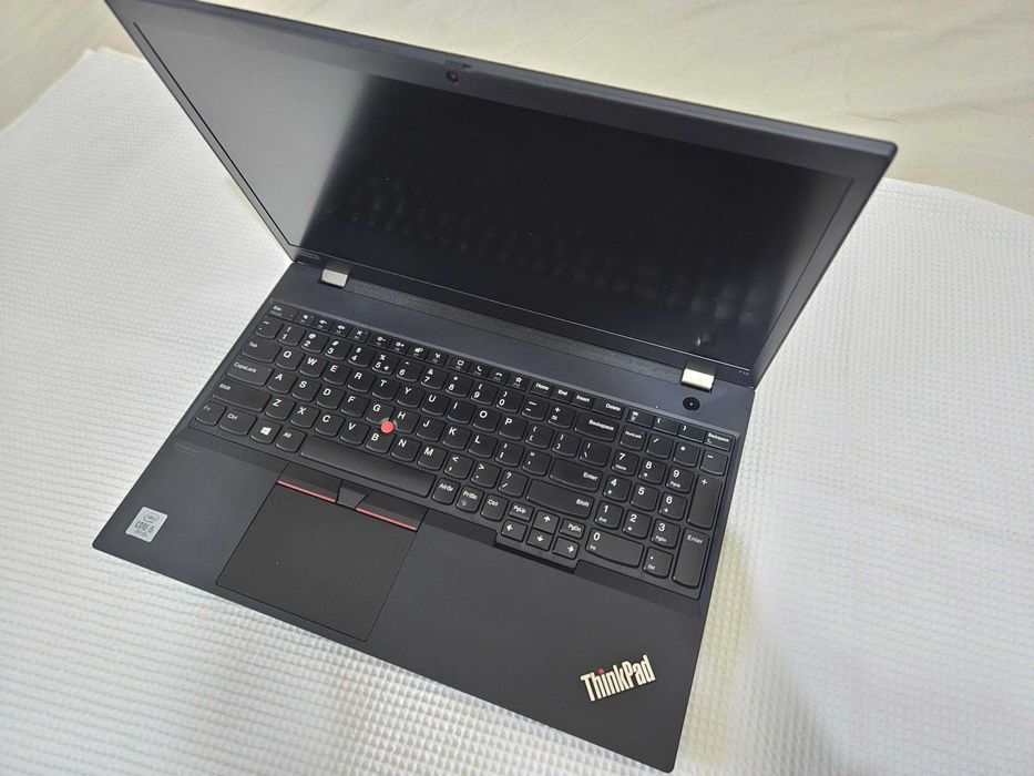 Vand laptop Lenovo Thinkpad T15 G1