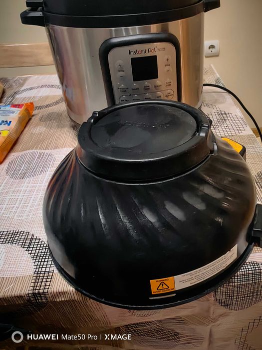 Мултикукър INSTANT POT