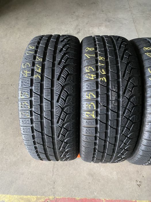Anvelope iarna 235/45/18 Pirelli Sottozero 3 235 45 18 R18