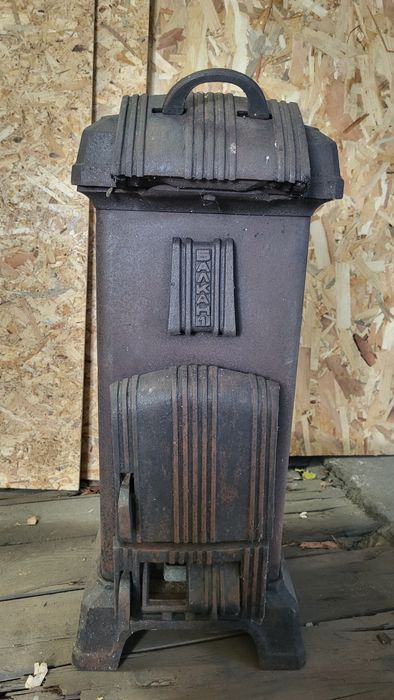 Старинна печка Балкан