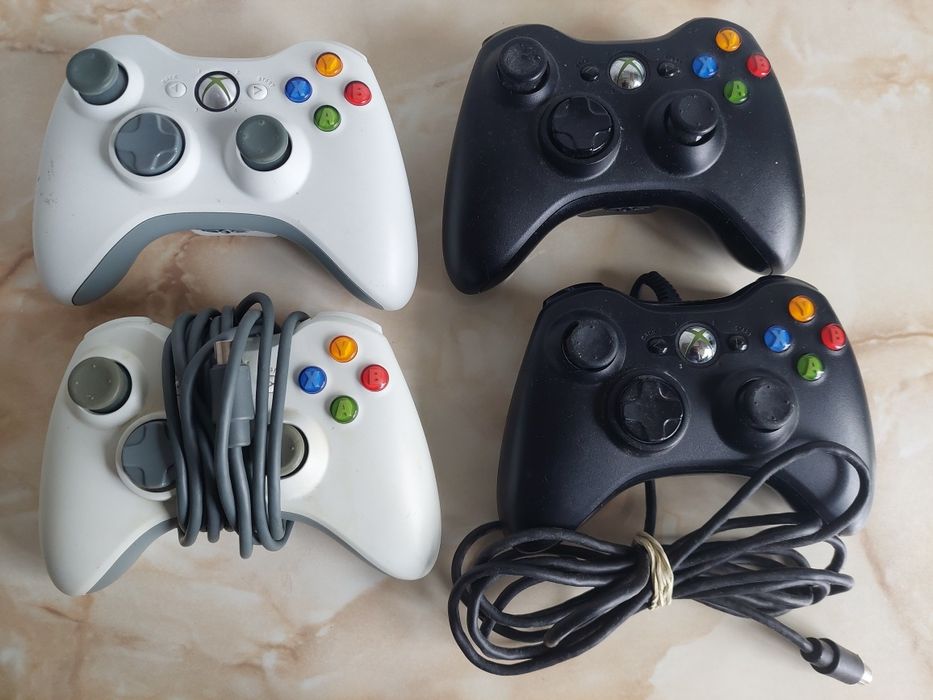 [Xbox360] Vând manete, controllere, joystick uri pentru Xbox 360 /poză