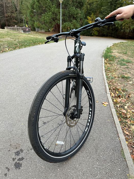 Продавам нов велосипед Specialized, град София. Градско/планински