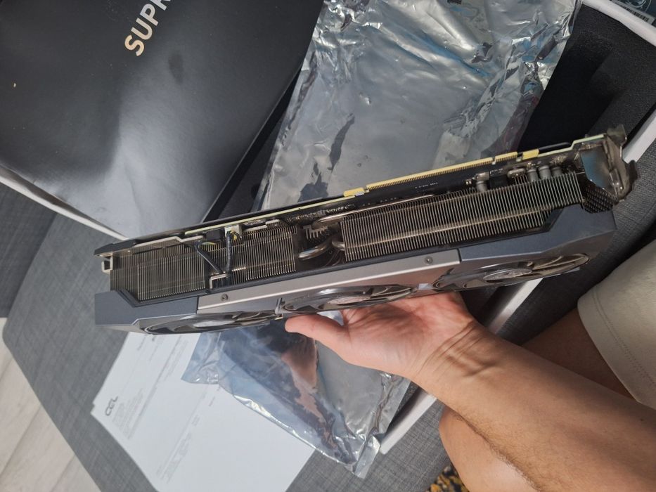 Placa video MSI RTX 3070 Suprim X