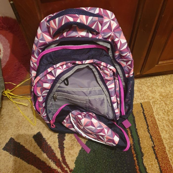 Ghiozdan/Rucsac Școala