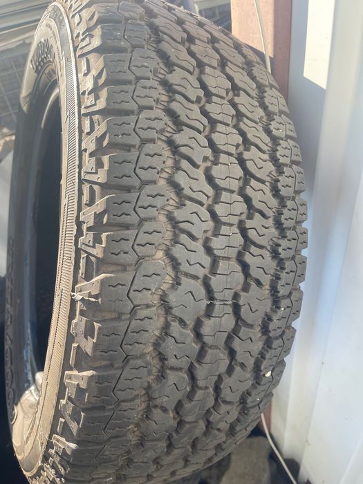 Продавам 3бр.гуми Goodyear wrangler  Гуми 265/60R18