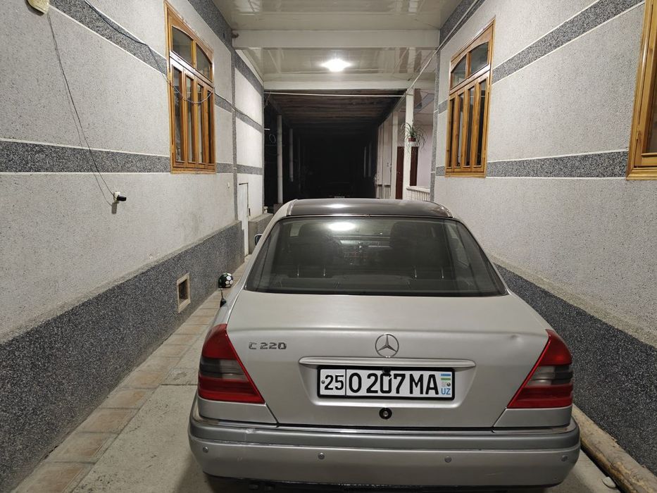 Mersedes w 202   111 mator