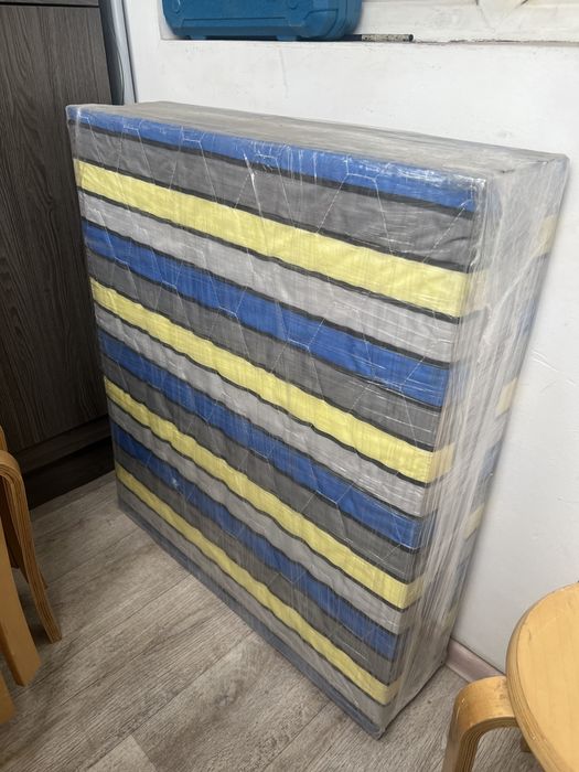 Расклалушка почти новая !!!