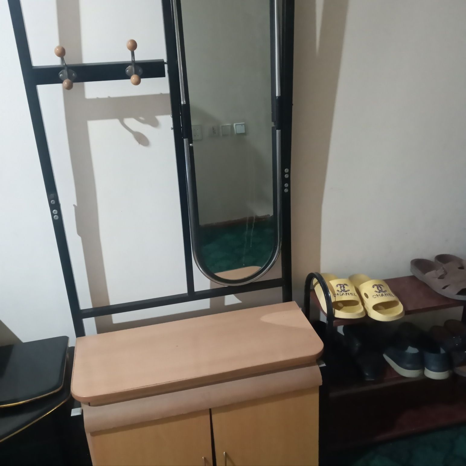 Продаётся мягкий мебель в отличном состаяний
