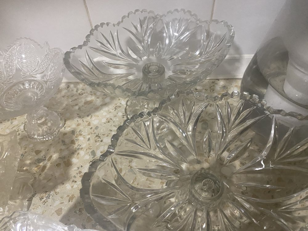 Посуда стеклянная, пользовались мало, отдам за 500000 все посуды