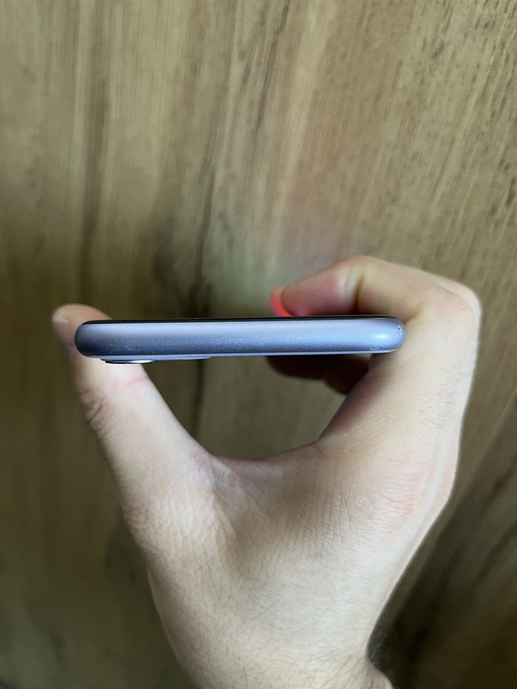 Iphone 11 kredit va nasiyaga beriladi