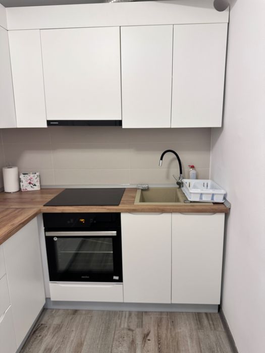 Apartament de închiriat pe termen lung