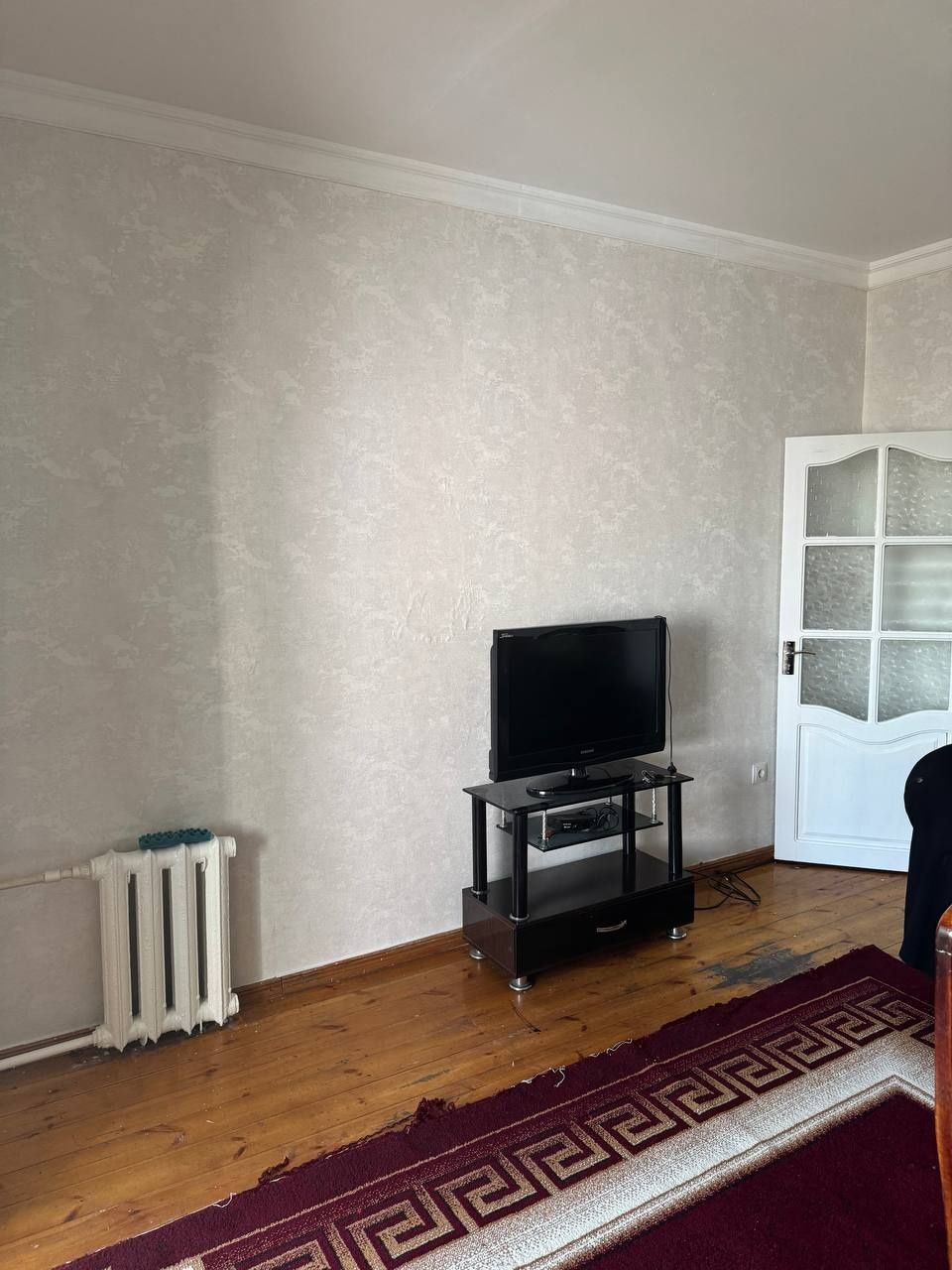 BEZ MAKLER Kvartira Yakkasaroy tuman bobur kuchasi 46 óg' il bolarga