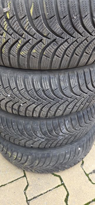 Зимни гуми 175/65/15 R Hankook