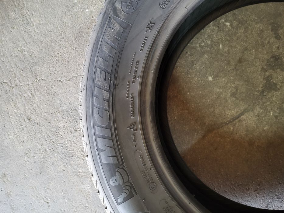 4 anvelope 225 65 R 17 Michelin iarna