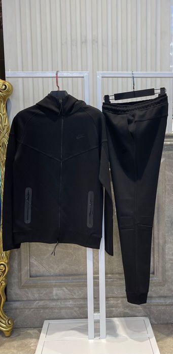 Treninguri premium nike tech, nocta