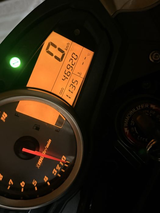 Kawasaki Z750 Akrapovic Full