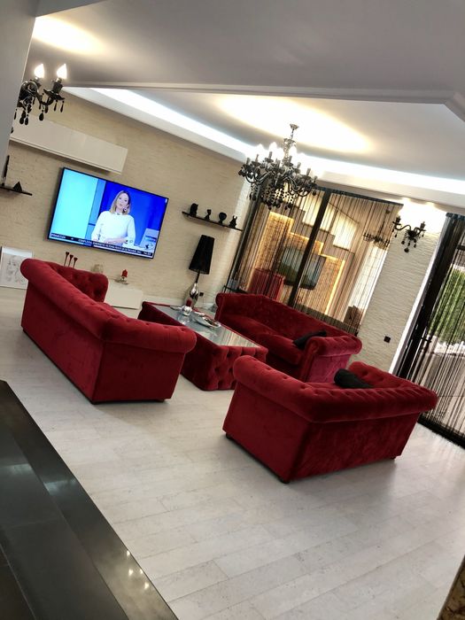 Canapea Chesterfield ( set 3 buc + masa )