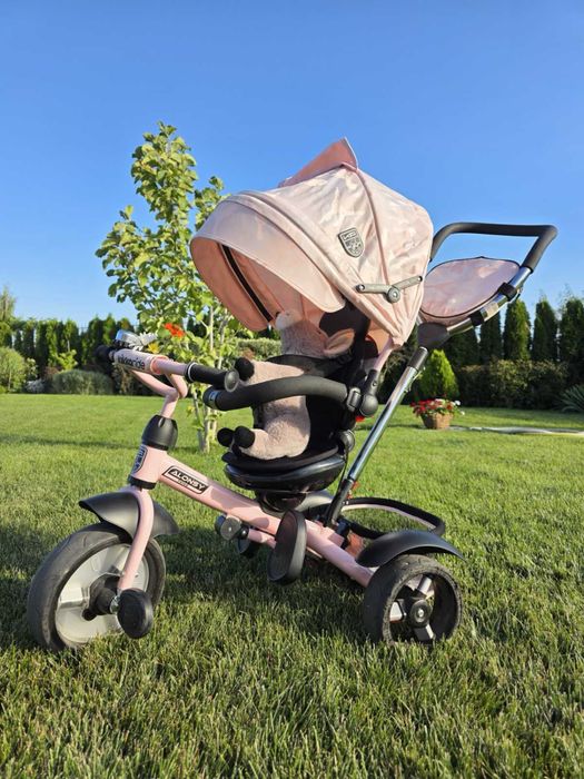 KIKKA RIDE Триколка със сенник и въртяща се седалка 3в1