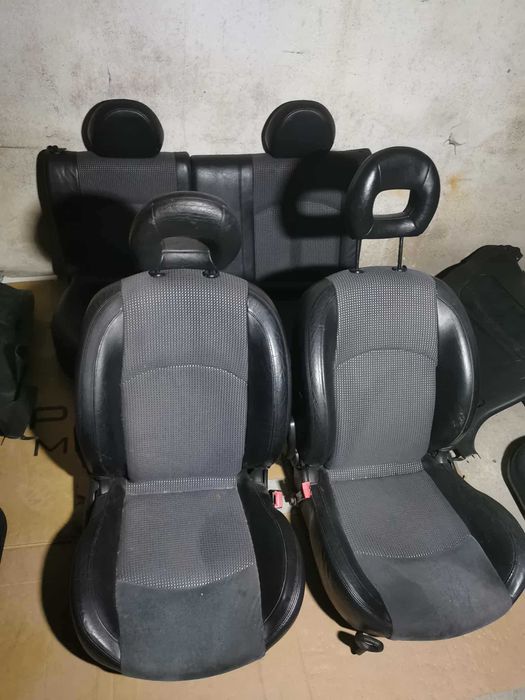 Салон за Пежо 206