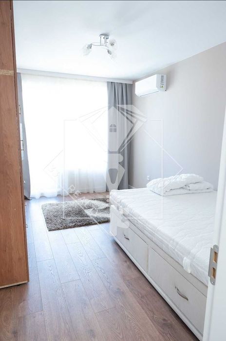 Продава се Тристаен апартамент в Пловдив, Христо Смирненски - 106 кв.м за 2038 €/кв.м - Снимка #7