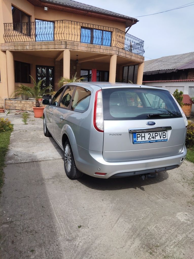 Vând Ford focus  1.6 tdci
