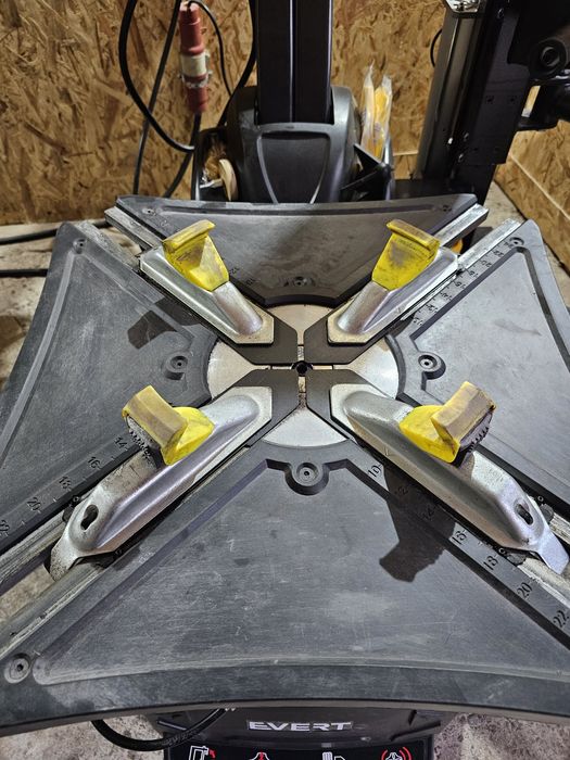 Masina dejantat anvelope