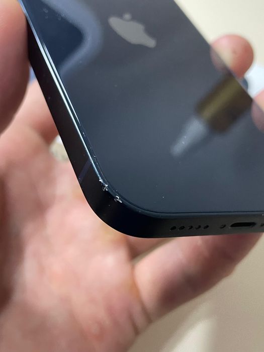 Iphone 13 в хорошем состояний