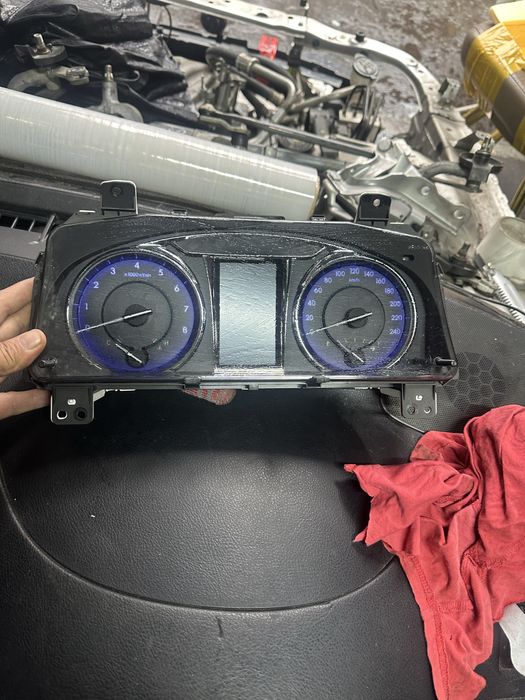 Щиток приборов на Камри 55 европец