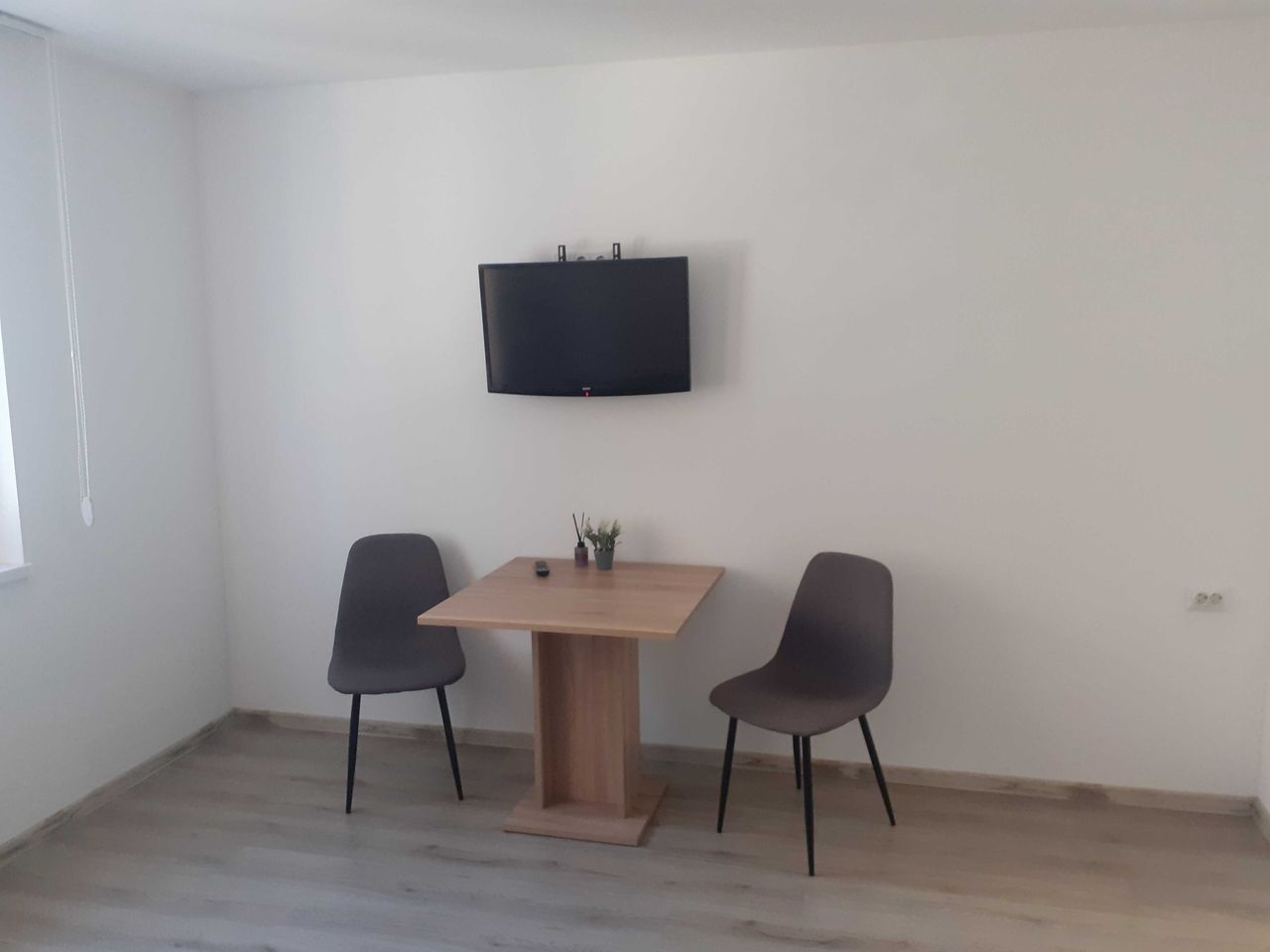 Дава се под наем Едностаен апартамент в София, Лозенец - 27 кв.м за 163.2 € - Снимка #10