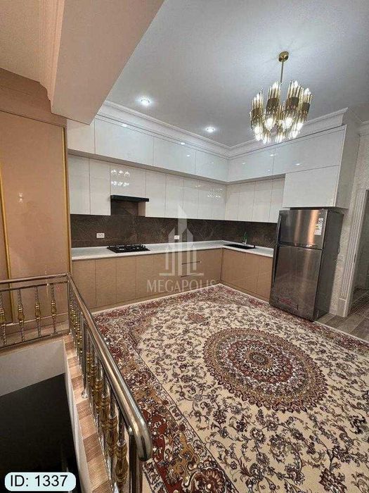 kvartira sotiladi dubleks №1337 6-mikrorayon T.Farog'iy xokim zapravka