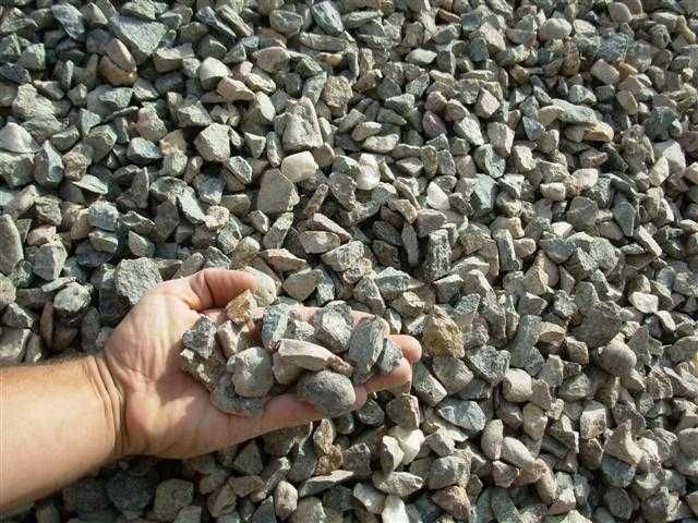 Balastru / pamant negru/nisip/ Sorturi de balastiera/ piatra concasata