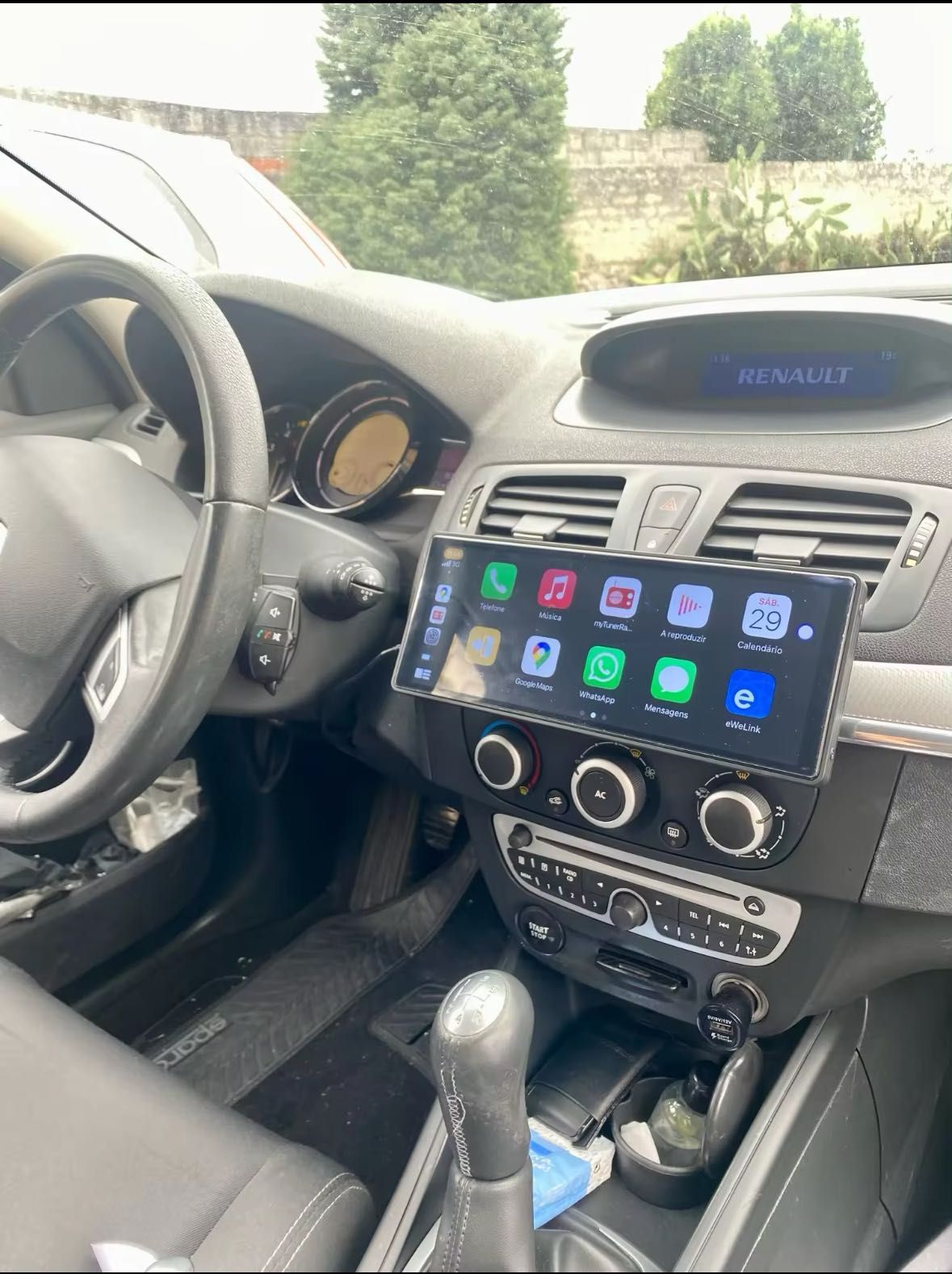 NAVIGAȚIE UNIVERSALĂ 10.2 Inch / Android Auto și Apple CarPlay