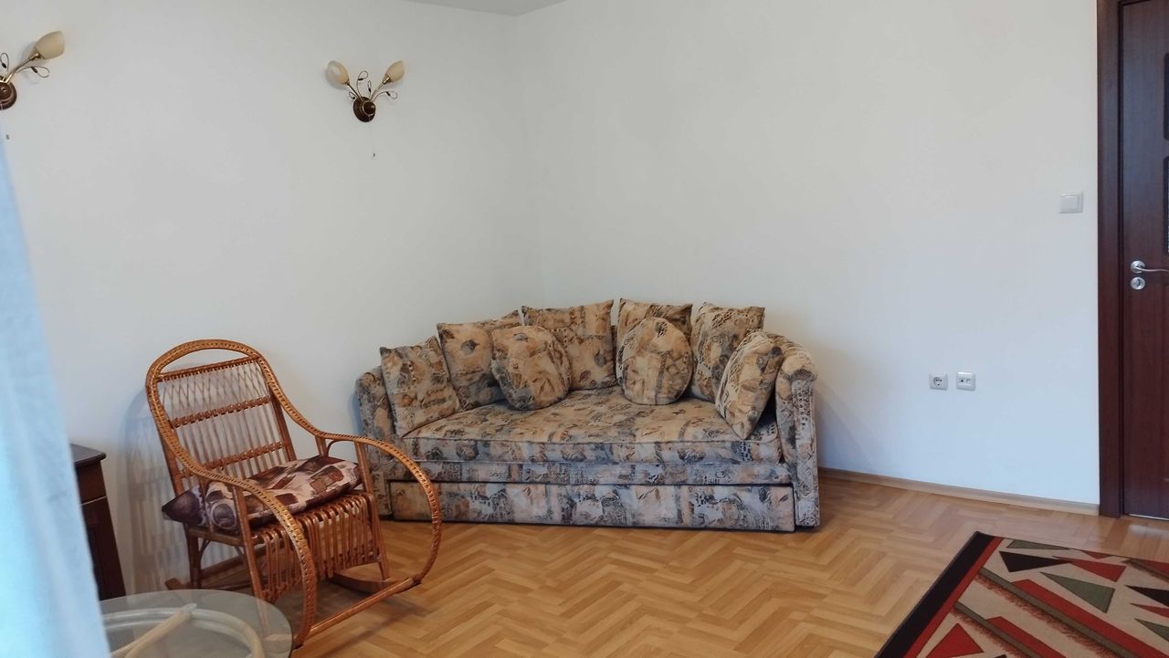Продава се Тристаен апартамент в Бургас, Възраждане - 123 кв.м за 1862 €/кв.м - Снимка #6