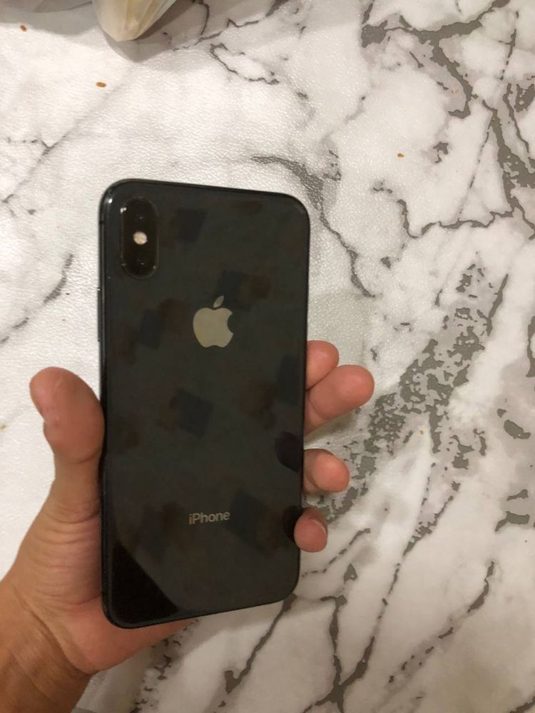 Iphone x 1.400 kelishamiz yana otib beraman