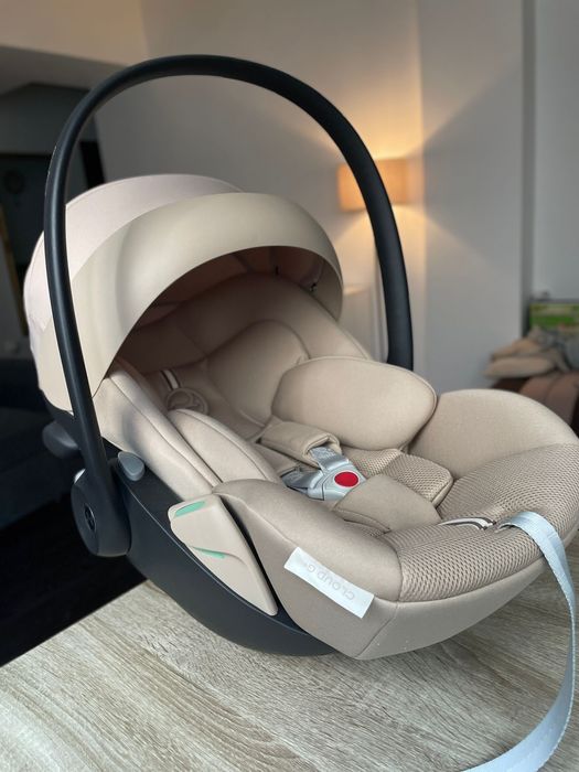 De vanzare - Scoica auto Cybex Gold Cloud G i-Size Plus