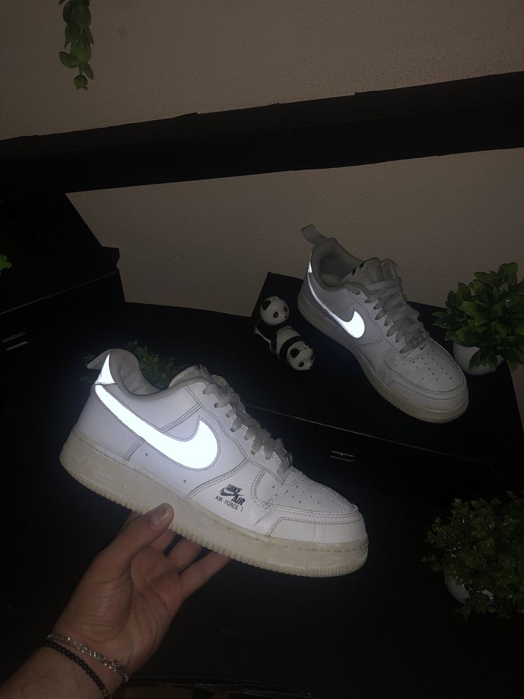 Nike Air Force 1 Reflective