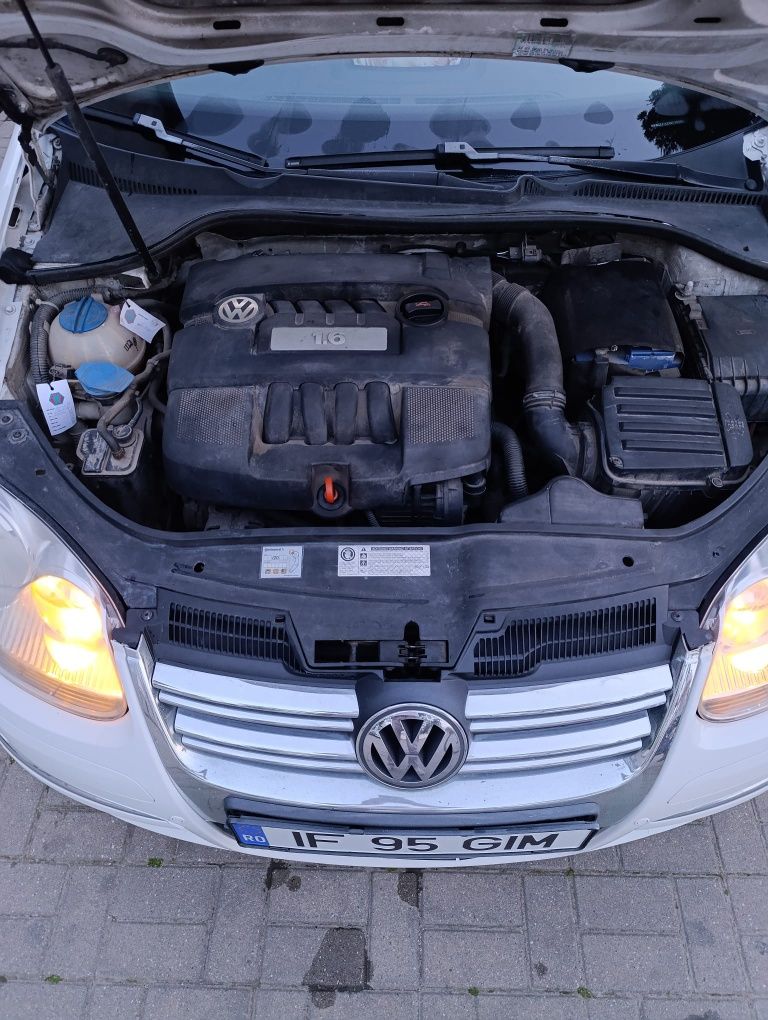 Wolkswagen jetta 1.6 benzină 2009