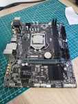 Placa de baza gigabyte ga-h110m-s2h lga 1151 gen 6-7 ddr4
