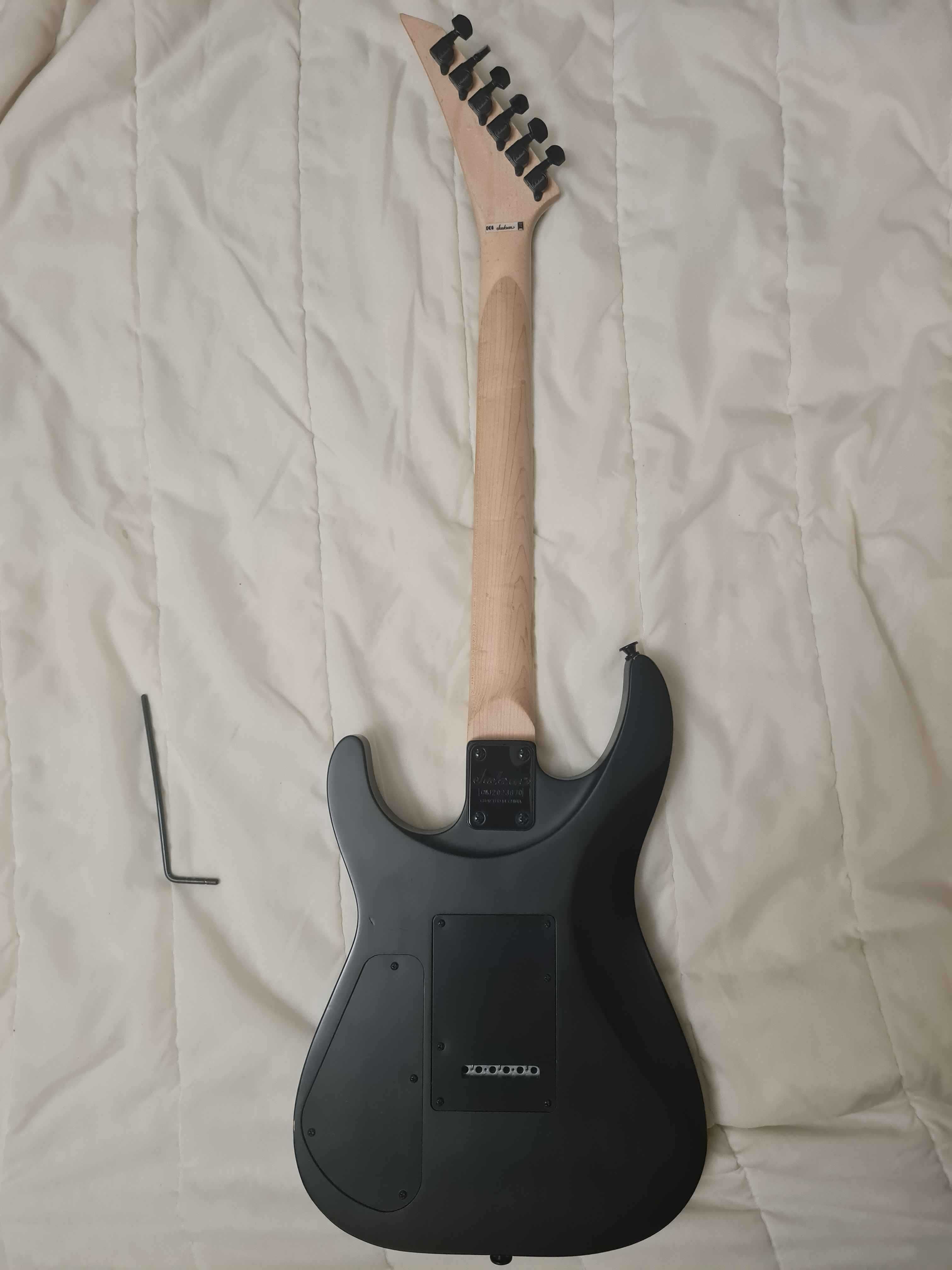 Vand Chitara Electrica Jackson JS 22 + Amplificator + Cablu Jack 4.5M