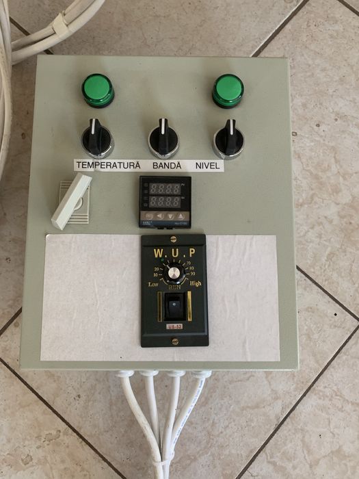 Fierbător de covrigi cu bandă dublă.   Preț fărăTVA