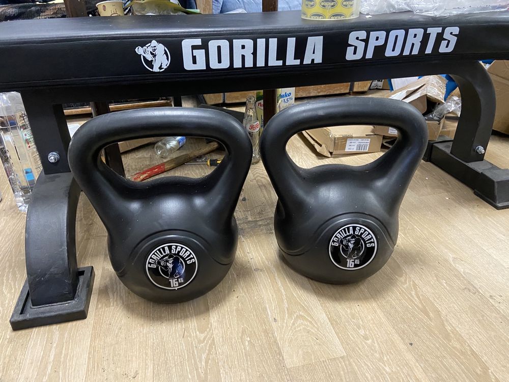 Set kettlebell noi 16 kg+16=32 kg made in Germany pret 90 ron bucata