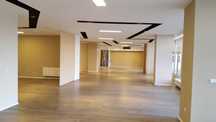 Inchiriez spatiu comercial. In centru
