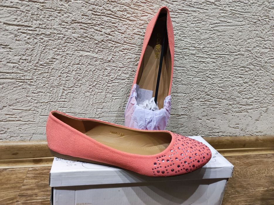 Нови дамски обувки има и малко носени / номера 41 и 42