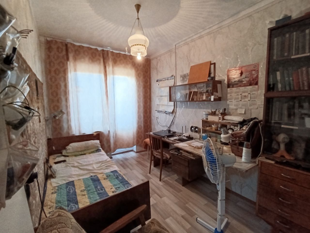 Продаю 3-х комнатную квартиру на Воднике кирпич 77 серия дом.