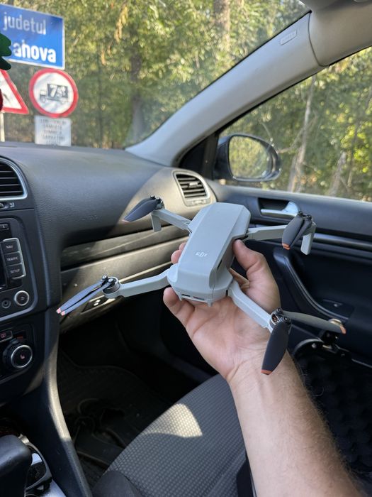 Vand drona DJI Mini 2 SE