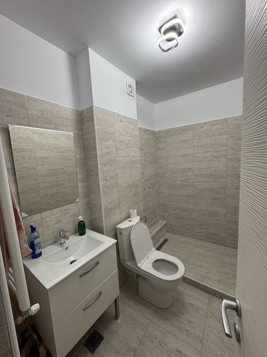 Apartament bloc nou,prima inchiriere!Loc de parcare subteran inclus!